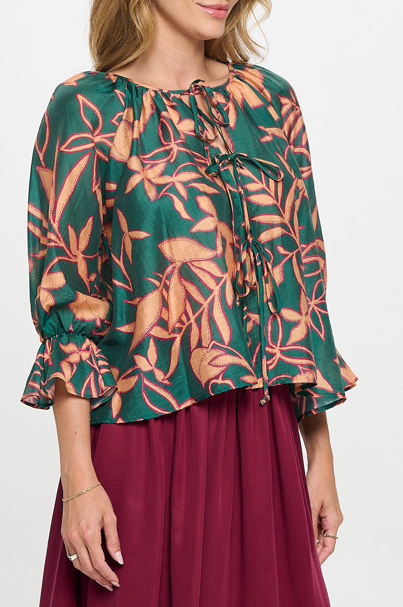 Print Round neck Top with Front Tie Detail.