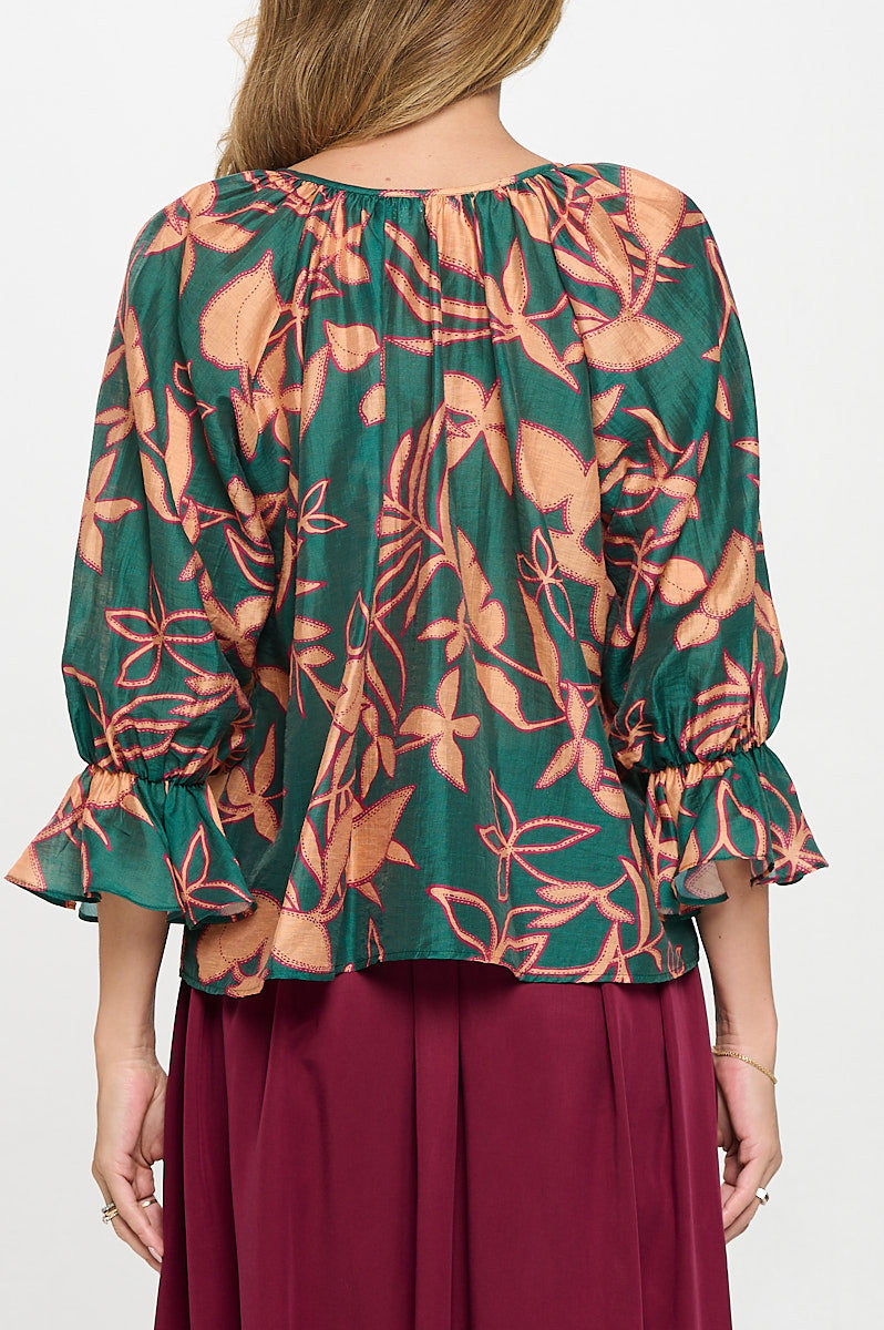 Print Round neck Top with Front Tie Detail.